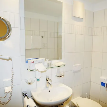 מלון Astenturm (adults Only) 3*